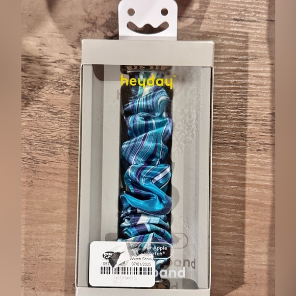 heyday Other - Heyday Apple Watch Scrunchie Band Blue White NIB
